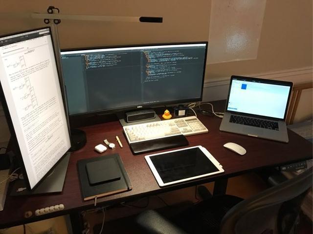 程序员|程序员因写太多BUG，被公司颁奖羞辱，一个比一个绝