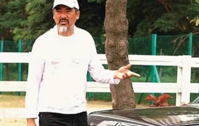 周润发|捧上神坛的演技 吹嘘过头的节俭 捐款活动从未有过名字的一代影帝