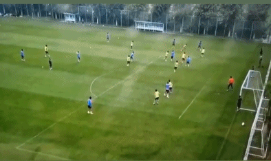 #山东鲁能#鲁能外援独苗连进两脚世界波，团队地面配合很流畅，超远破门无解