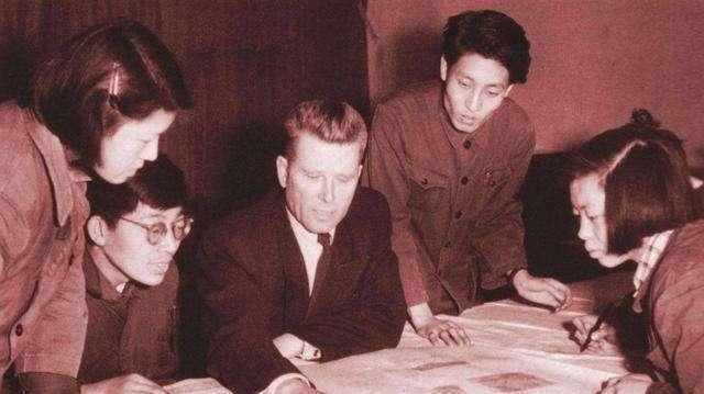 汉语|汉语的国际化：2019年被纳入俄国高考，但挑战也不小