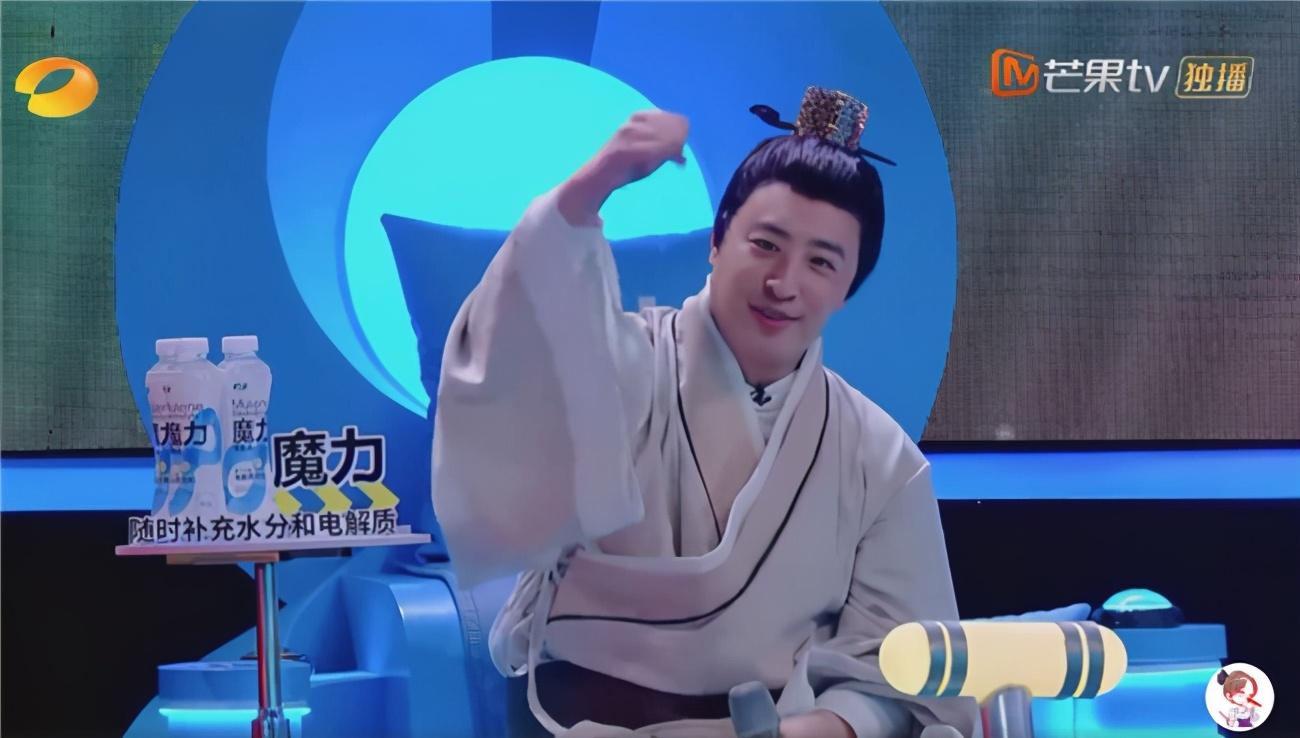冯提莫|冯提莫参加综艺选秀，刚开口评委都坐不住了！网友：绝对是真唱