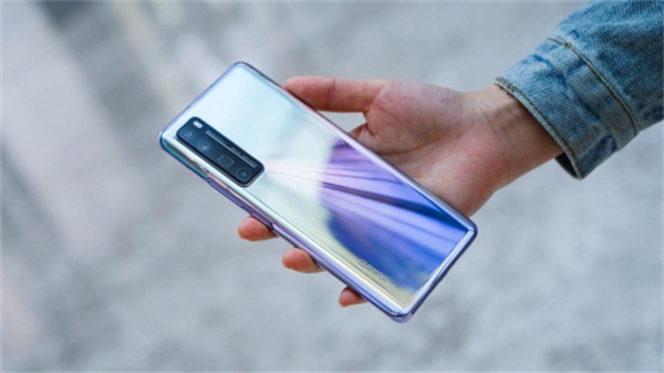 iphone11|中国畅销手机排名：华为Mate30倒数第一，iPhone11拿下销量冠军