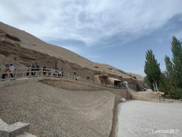莫高窟|莫高窟排队3小时，参观3分钟，值得来吗？游客：不懂欣赏