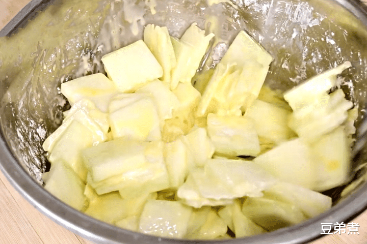 【冬瓜】5月宁可不吃肉也要吃它,既鲜嫩又美味,比大鱼大肉好吃多了