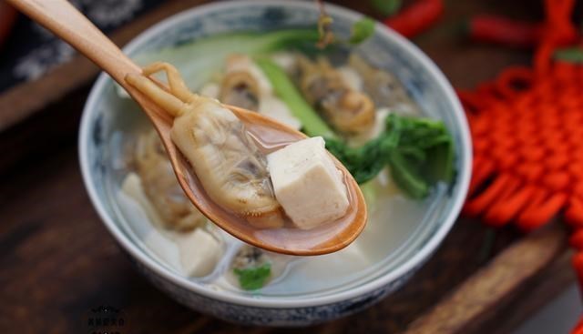 蛏子|三伏天，多给家人喝这汤，身体有劲不发虚，不放油清爽又鲜香