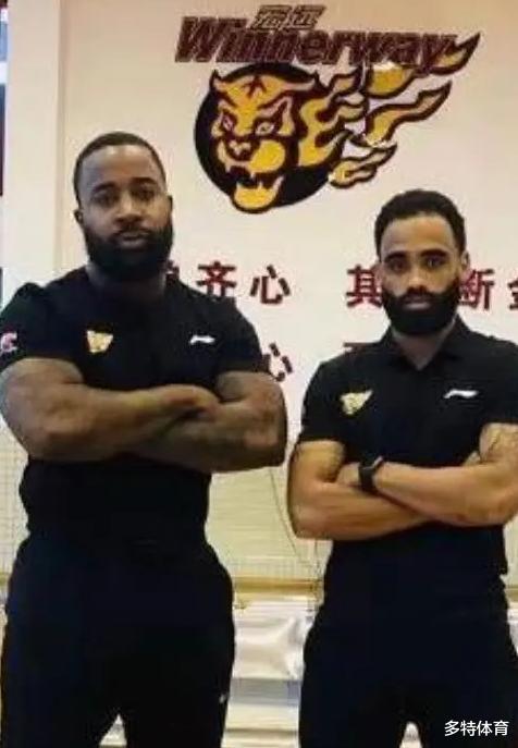 【索尼·威姆斯】朱芳雨要签第三外援？威姆斯无法带队夺取第十冠，杜锋还有后招