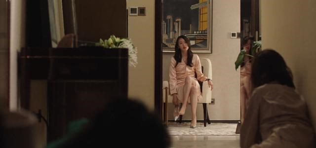 三十而已|《三十而已》：全职主妇和职业女性，到底能不能相互兼容？