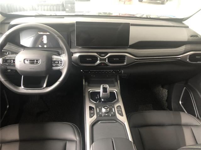 吉利|到店实拍吉利豪越:空间还算OK,不知道开起来如何?