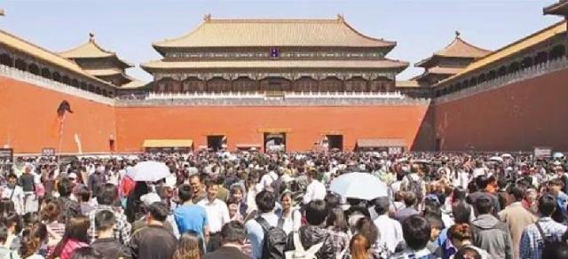 篮球火霸 故宫“守门人”单霁翔：看见外国总统要坐车进宫，直接拉闸、关门