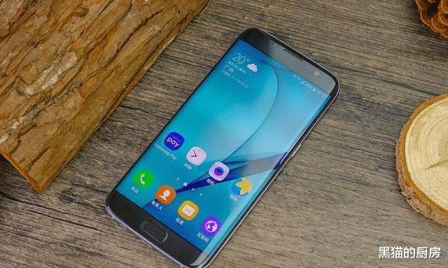 曲面屏|三星S20放弃曲面屏,为什么曲面屏突然没人用了?看完搞懂了