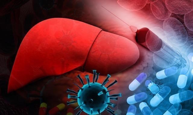 肝脏|伤肝的“4大元凶”，喝酒排最后，榜首家家都有，劝你早点扔掉