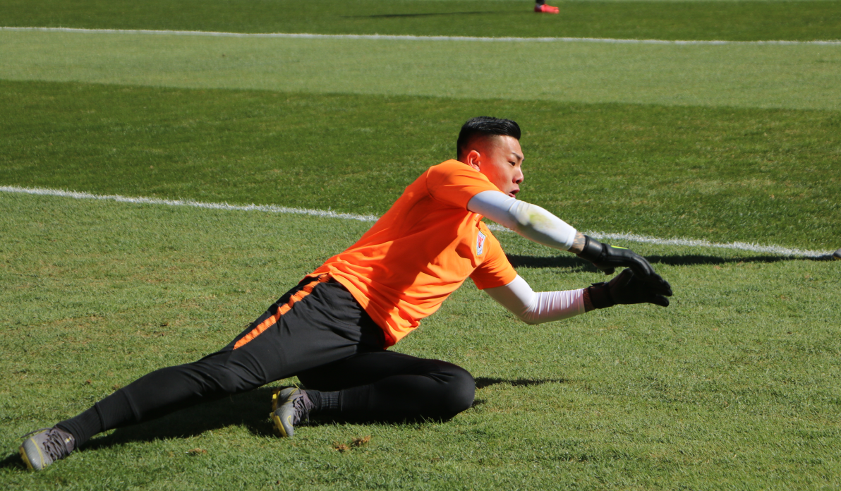 #郝海东#鲁能队内热身打进5球,两位U23破门+绝杀,三位边锋进球争当主力