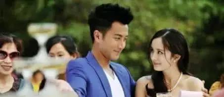 [杨幂]他将杨幂亲手捧红，杨幂离婚他发文33字，字字有深意