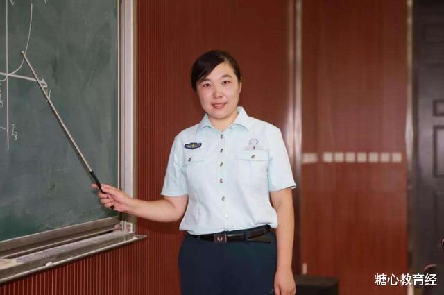 大学|新出炉的“铁饭碗”排名,公务员竟没进前三,第一名大家意想不到