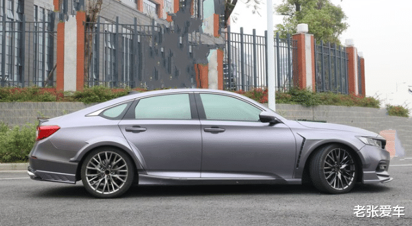 大众帕萨特|一箱油907Km,这才是B级车王,3个月卖出60225辆,碾压帕萨特