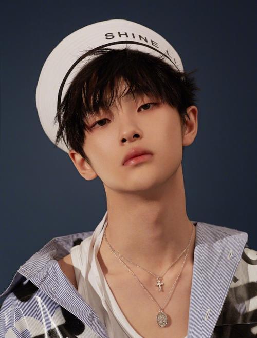 周震南|艺人染发不能上电视？看周震南在《奔跑吧》怎么做，比程潇还机智