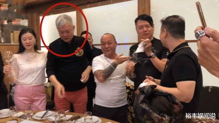 林俊贤|吴志雄邀好友聚餐，林俊贤帅气亮相，新义安大佬林江罕有霸气现身