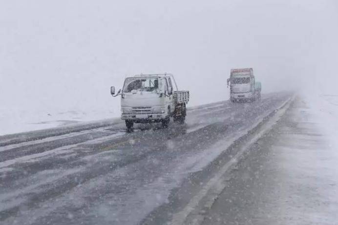 冰川期|科学家预言的“小冰期”来了？8月我国罕见降雪，最低温降至零下