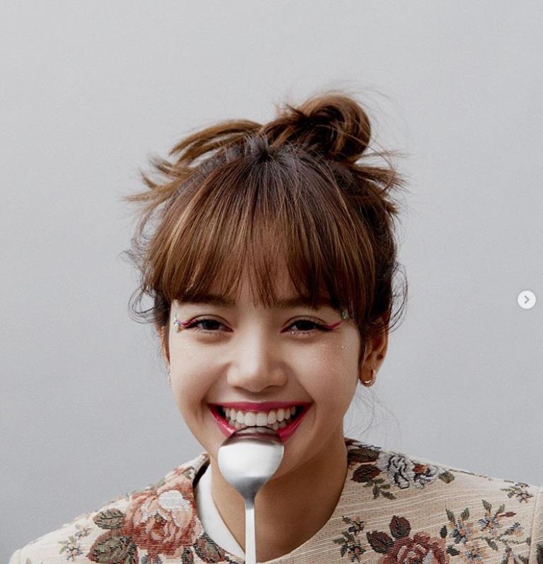 iu|韩国女星减重秘诀！揭密Lisa、宋慧乔、IU、韩素希吃不胖瘦身关键