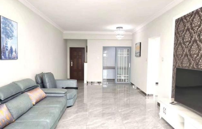 ：晒晒老公“穷装”的婚房，朋友看完后纷纷感叹：你们是隐形富豪啊