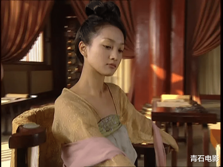 强行“扮嫩”的8大明星:刘恺威周迅上榜,有人差43岁也敢演 强行“扮嫩”的8大明星:刘恺威周迅上榜,有人差43岁也敢演