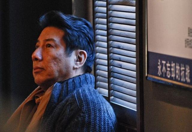 张灵甫|张灵甫黄百韬战死沙场，蒋介石回台湾后，如何对待他们的后代？