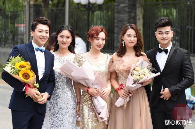 大学生|大学里很烧钱的4类专业,新生开学时钱要带够,否则月底只能吃土