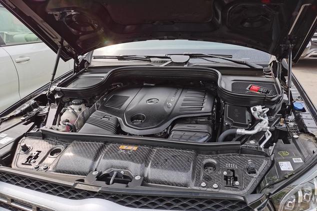 「奔驰GLS」103.8万提了辆奔驰GLS 450动感版,才开2个月,车主感慨:四个字