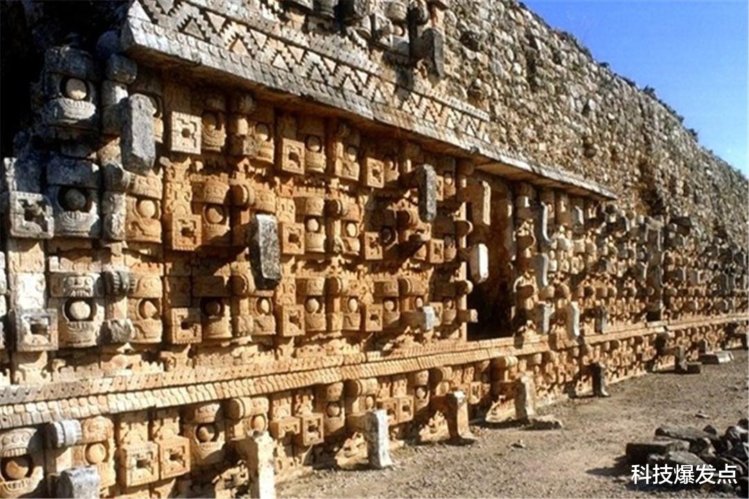 量子卫星|玛雅人开飞船的油画?被认为是外星人来地球的证据?真相是什么?