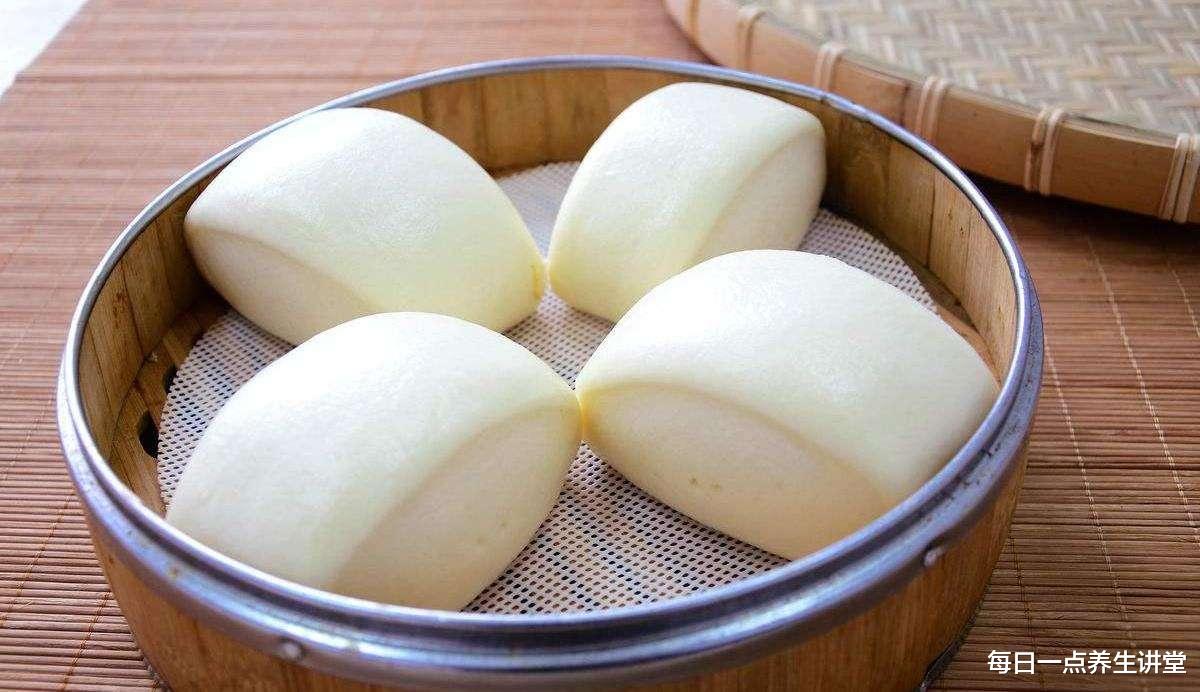 「排毒」健康提醒：糖尿病人在平时尽量不要吃这4种食物，好吃也要忍着