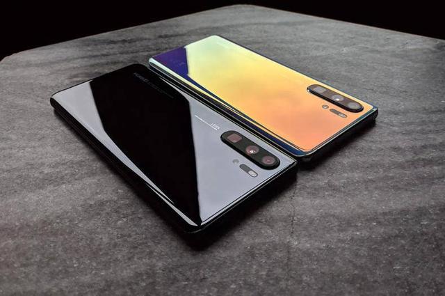 华为p30|从5488到3099，昔日华为机皇遗憾沦为“退场价”？40W快充+50倍变焦