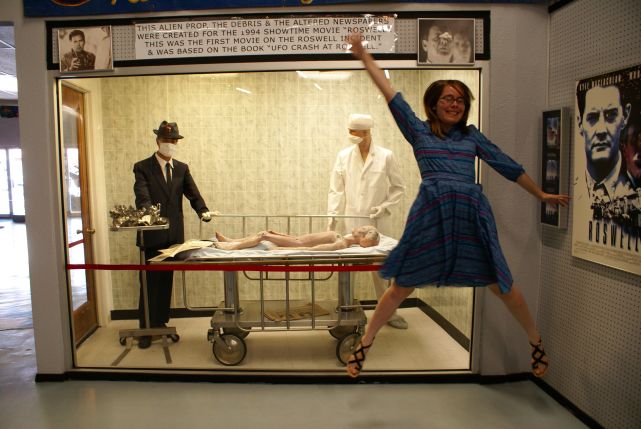 外星人|埋藏在巴彦喀拉山脉的谜团:一万两千年前的外星人遗物杜立巴石碟