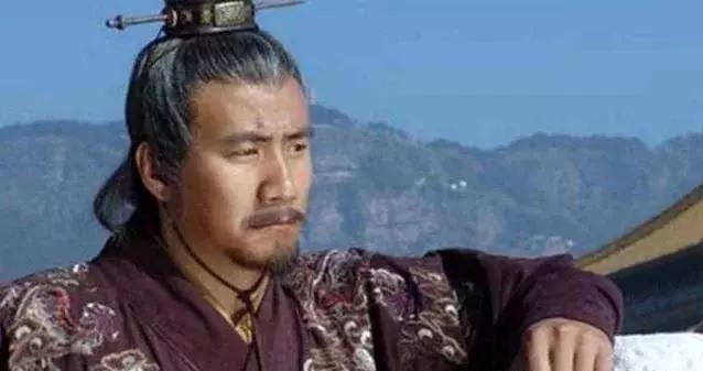 沈万三|朱元璋想杀掉沈万三,就问桌上猪蹄叫什么,沈万三回答了3个字