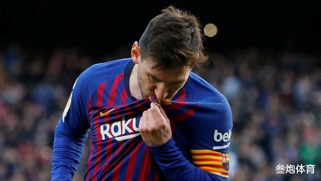 巴塞罗那|巴萨球衣引热议!梅西C位上镜,莱因克尔和球迷对此十分不满