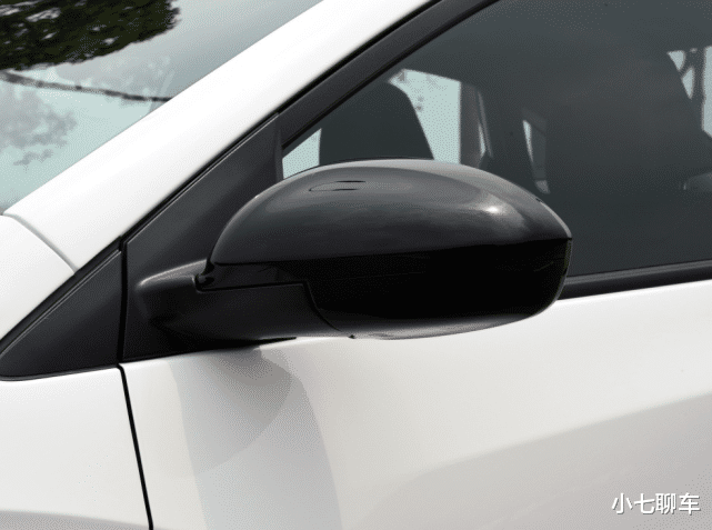 『雪佛兰』雪佛兰拿出“杀手锏”！比大众宝来时尚，百公里油耗4.7L，8.99万起