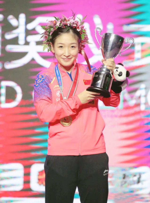 刘诗雯@刘诗雯说父爱:破茧成蝶背后父亲的泪与坚守