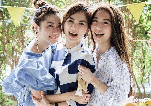 S.H.E▲SHE现状差距大，Ella成《青春2》导师，而她却跌到了18线！