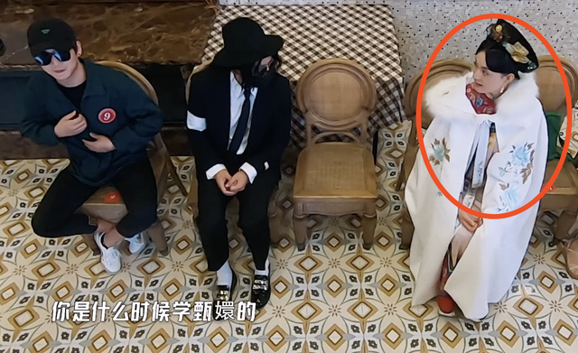 邓超|邓超“撮合”假邓超和假孙俪，假周杰伦变热心市民，幽默健谈