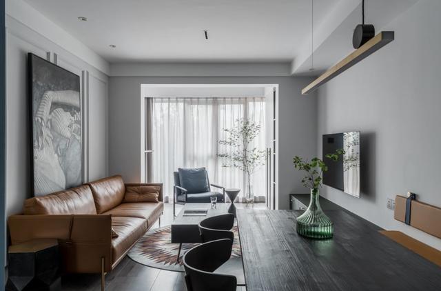 |走进苏州女主新家,客厅刷大白,电视墙做卡座,干净又实用!