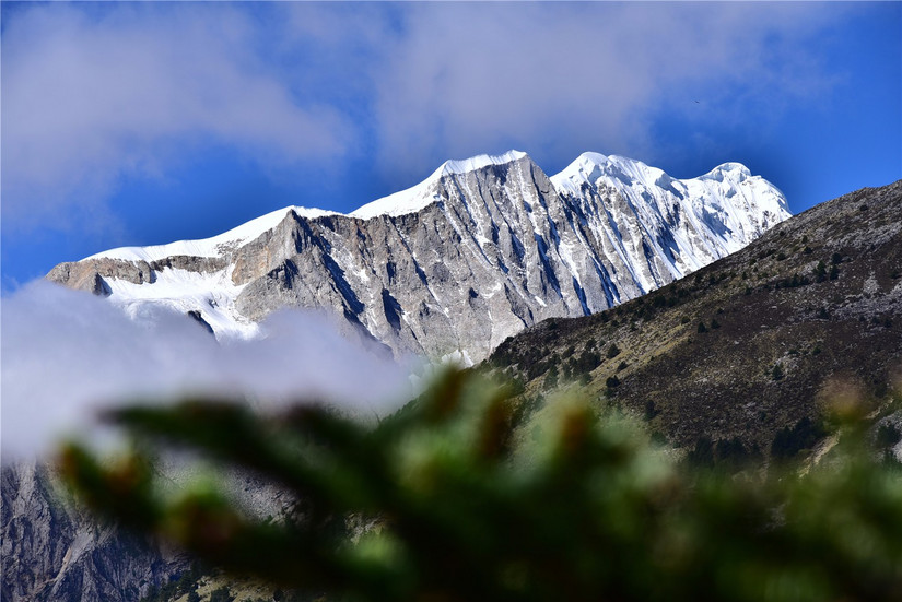 阿瓦王国|还不曾被开发，风光不亚于稻城亚丁三神山，那个地方叫格聂