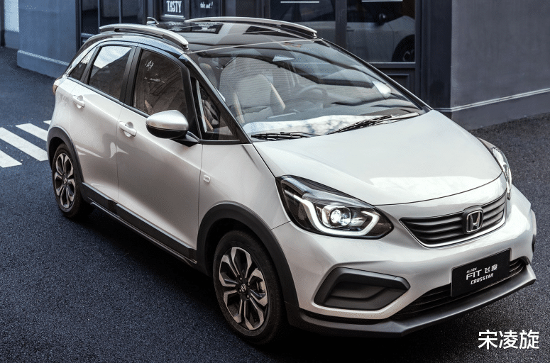 本田飞度|本田飞度：一顿操作猛如虎，一看销量“2500”