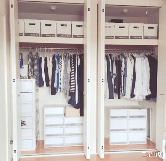 |怪不得日本人的家都很干净整洁,看衣柜就明白,拍照回家学着装!