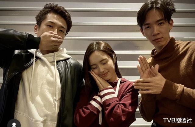 #TVB#《爱回家》八位演员乱入《杀手》，满身颜料的TVB小生最抢眼