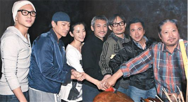 #刘德华#香港影坛真正大佬,刘德华当年被他害得差点破产,网友:秒杀李连杰?