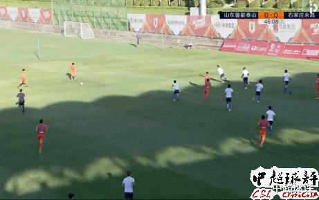 范志毅■悲哀!鲁能主力昨晚1停球超2米太业余,难怪李霄鹏都笑了!