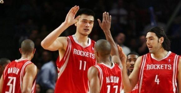 姚明@二选一姚明当年为何选火箭？禅师：他拒绝了科比，就是拒绝了冠军