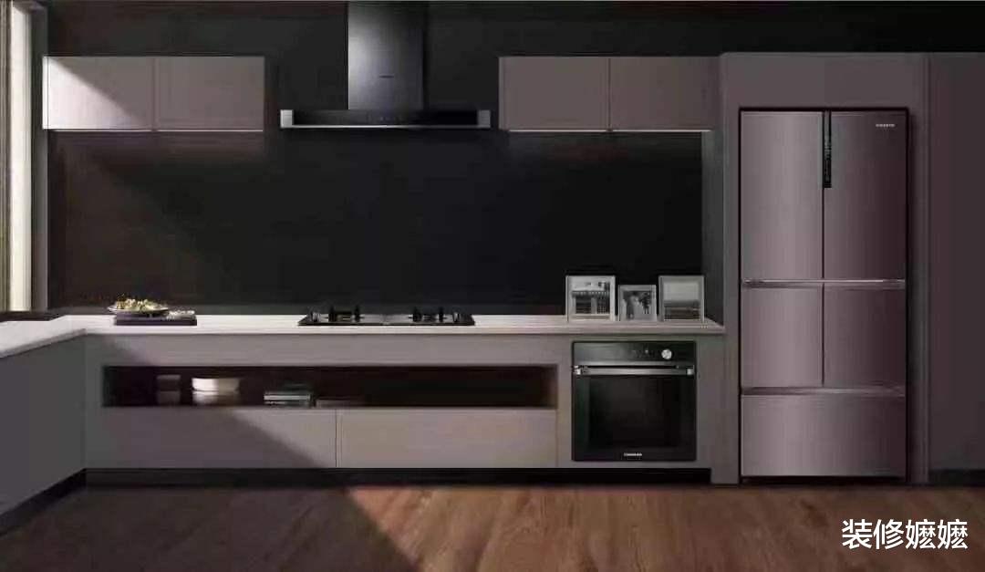 |家里万万不要装这种冰箱了，用不到一年就坏掉了，后悔我家买早了