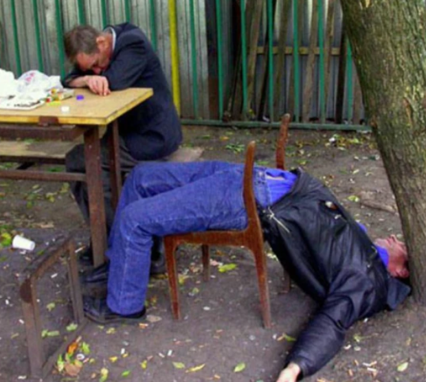 【肝脏】男性长期“滴酒不沾”会有什么后果？不承认也没用，身体不会骗人