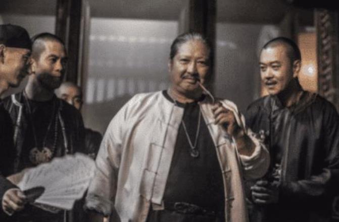 「洪金宝」洪金宝 我捧红的很多巨星都请不起了, 只有一个人还能随叫随到