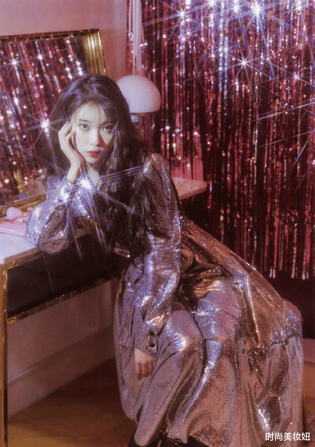 连衣裙|章子怡真的太美了！一袭紫色一字肩连衣裙配马尾，高贵优雅